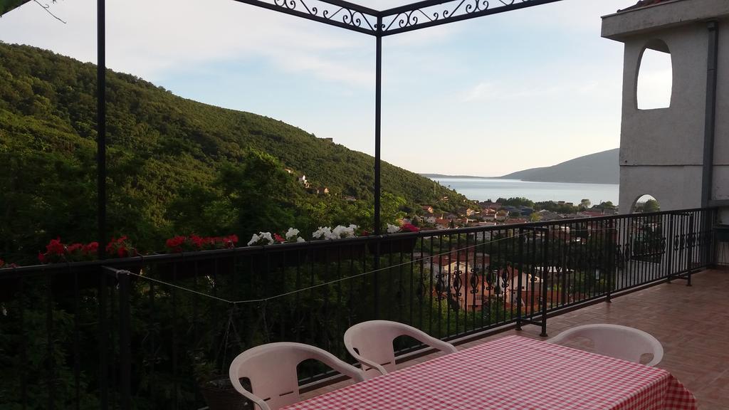 Guest House Cvoro Herceg Novi Exterior foto