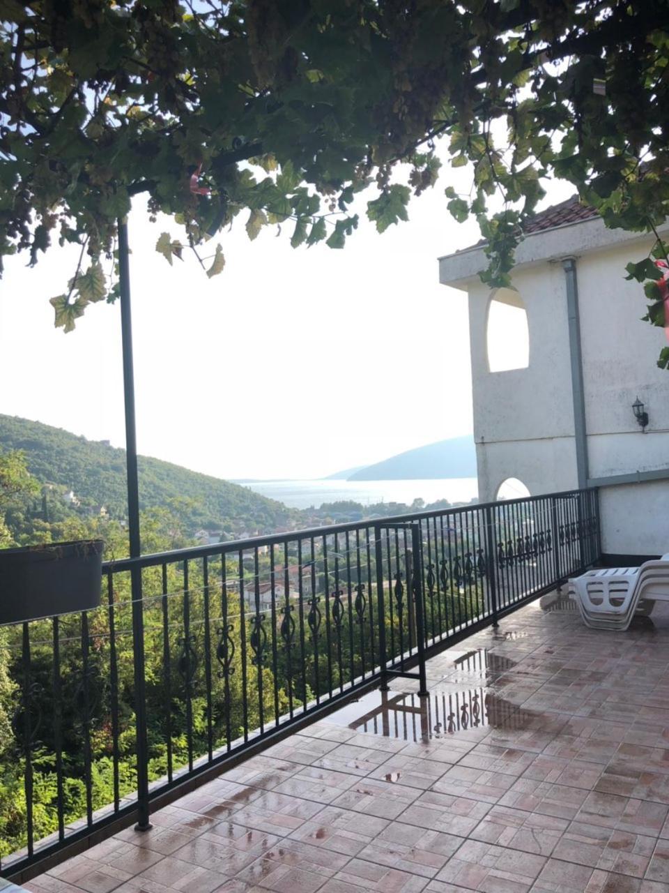 Guest House Cvoro Herceg Novi Exterior foto